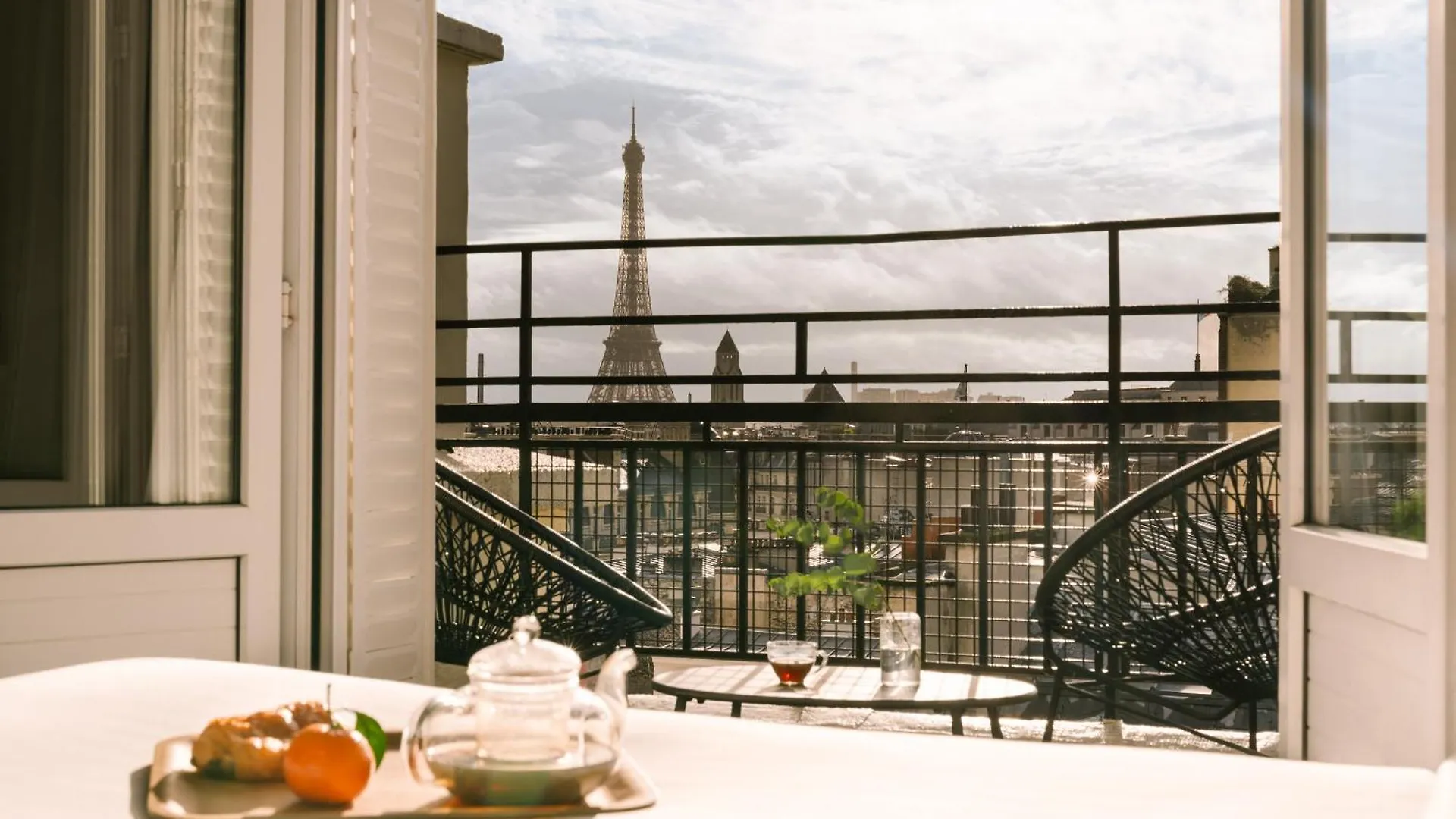 ****  Atala Hotel Champs Elysees, Sonder By Marriott Bonvoy Paris França