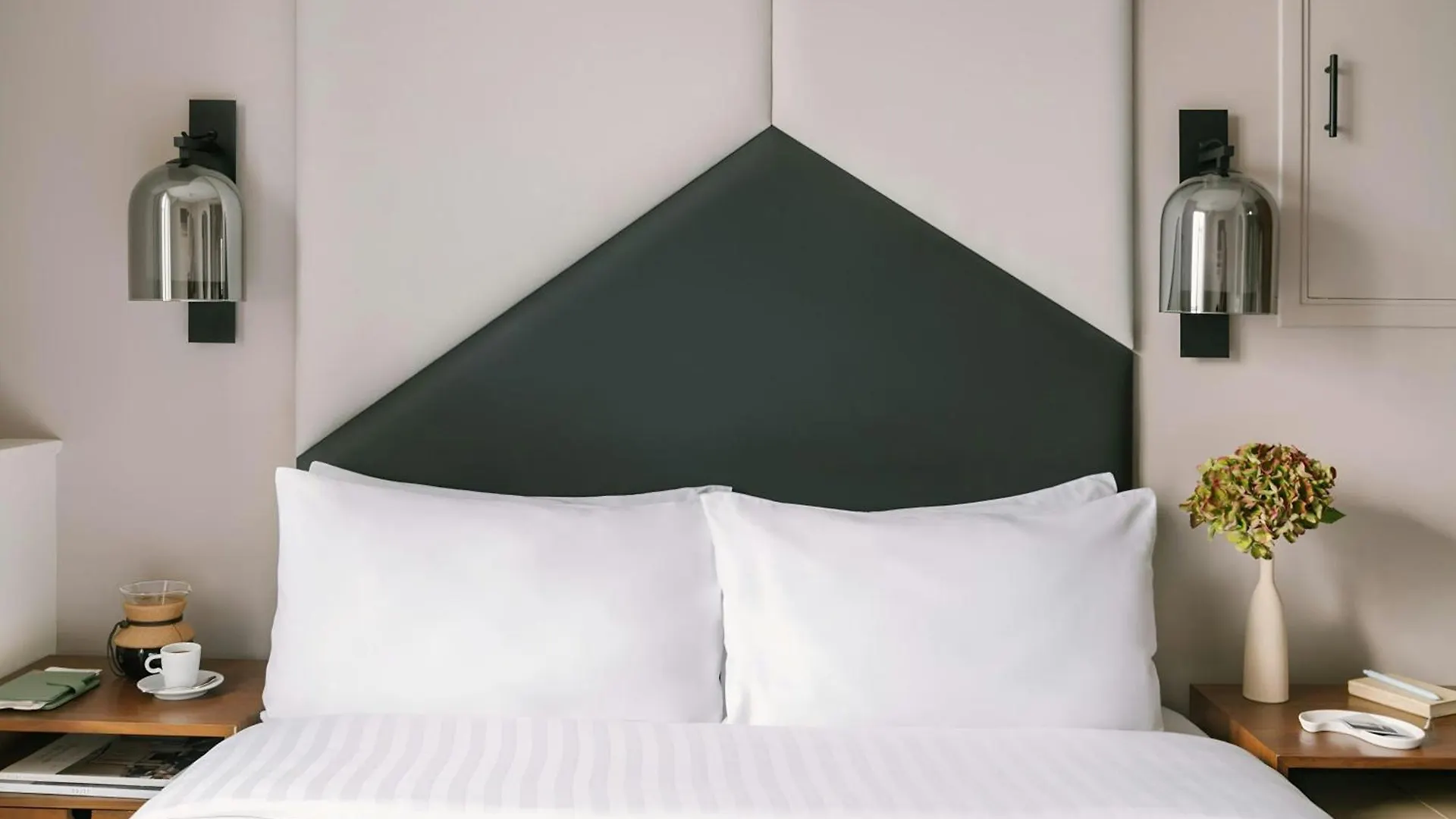 Atala Hotel Champs Elysees, Sonder By Marriott Bonvoy Paris