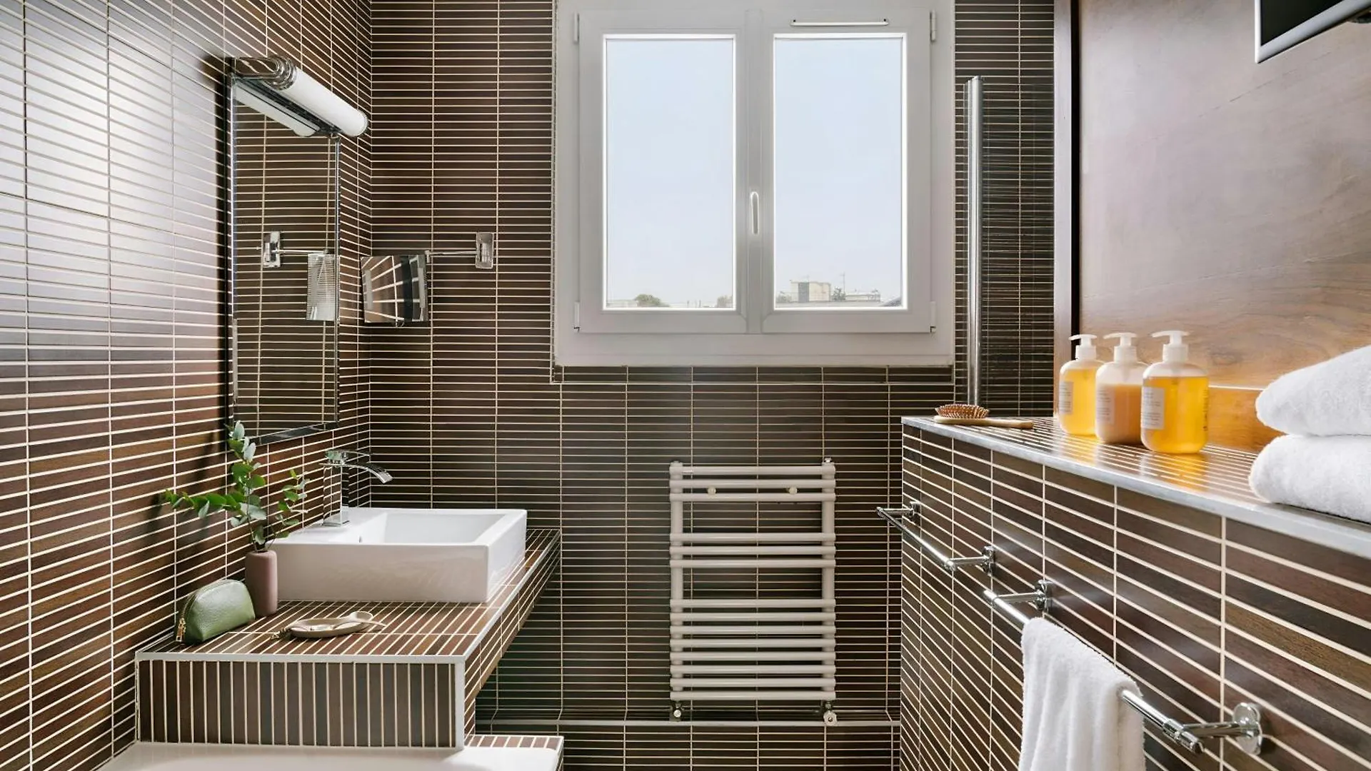Atala Hotel Champs Elysees, Sonder By Marriott Bonvoy Paris 4*,  France
