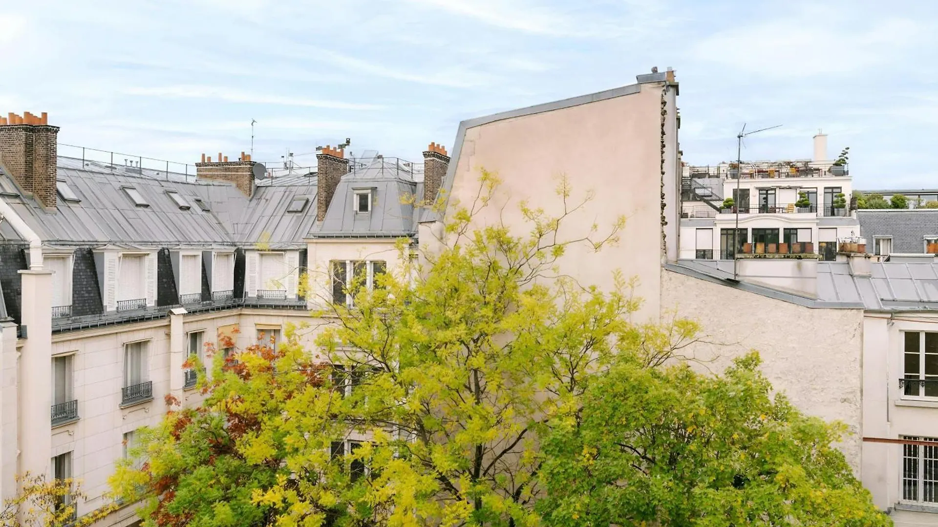 ****  Atala Hotel Champs Elysees, Sonder By Marriott Bonvoy Paris France