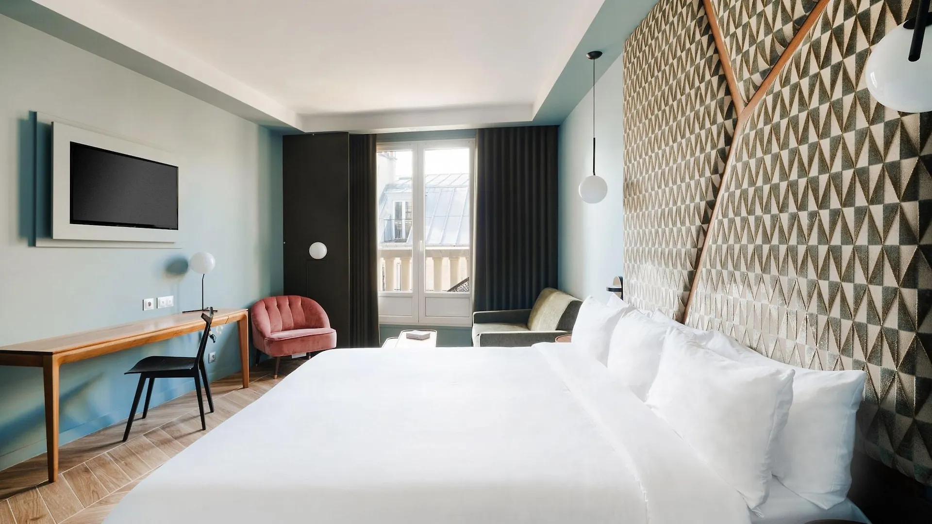 Atala Hotel Champs Elysees, Sonder By Marriott Bonvoy Paris 4*,  Frankrike