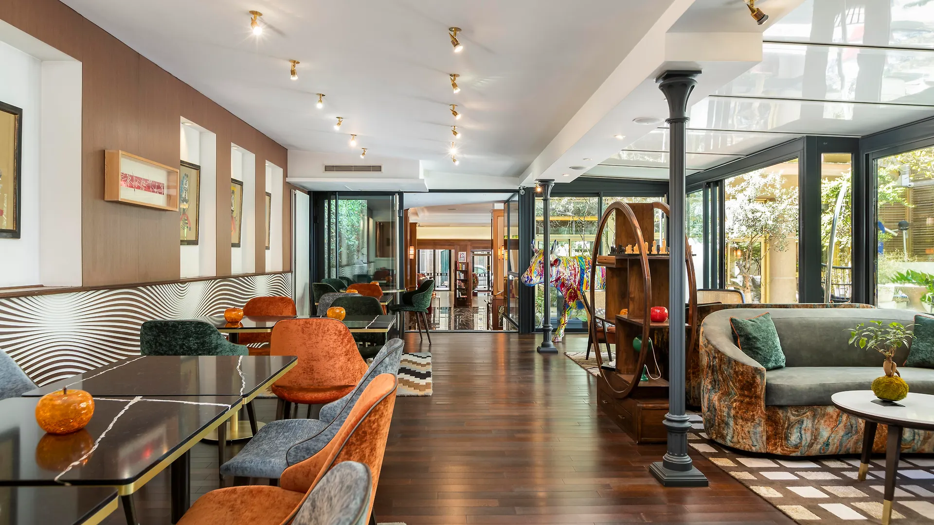 Atala Hotel Champs Elysees, Sonder By Marriott Bonvoy Paris 4*,  Frankrike