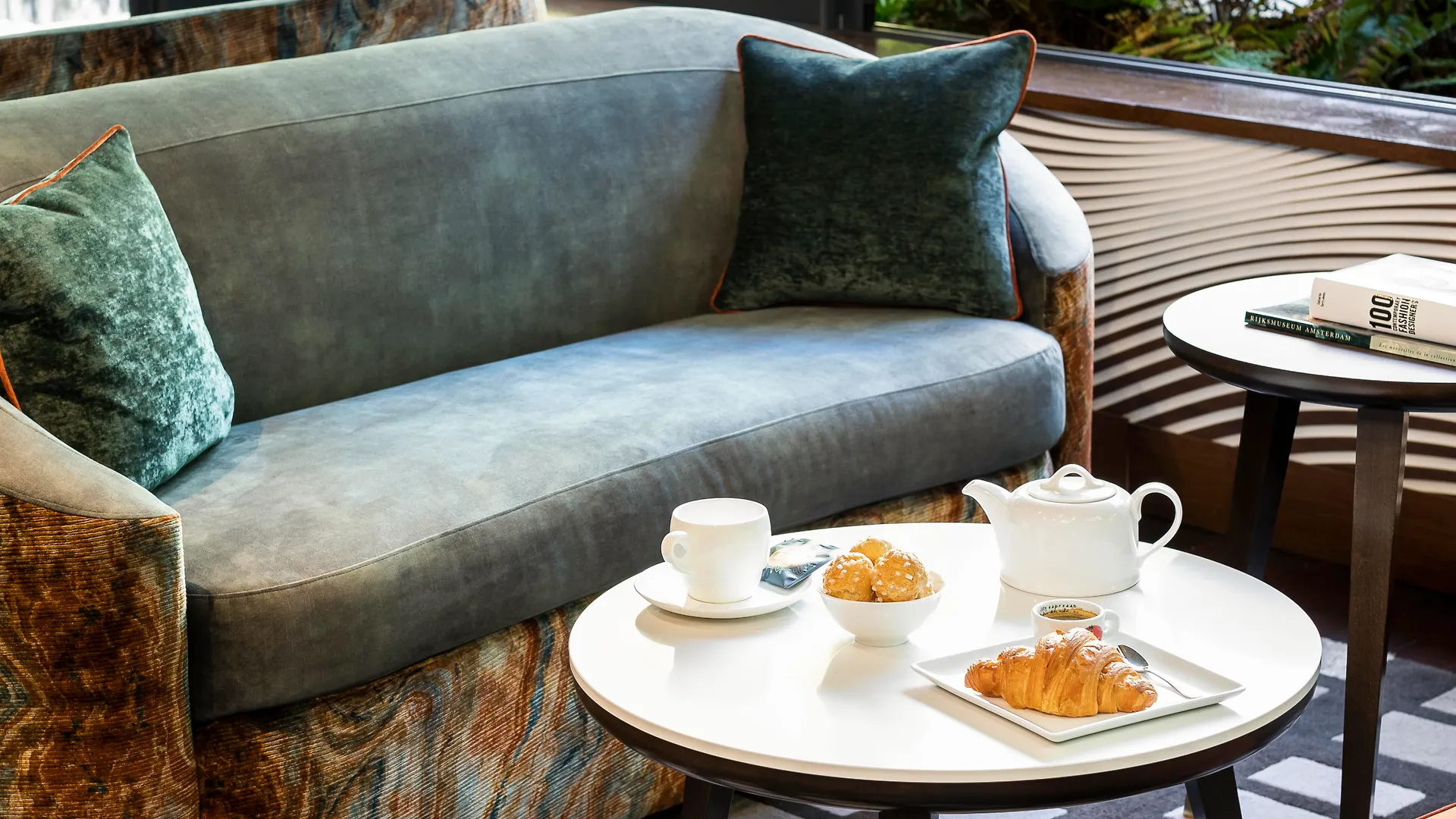 Atala Hotel Champs Elysees, Sonder By Marriott Bonvoy Paris 4*,